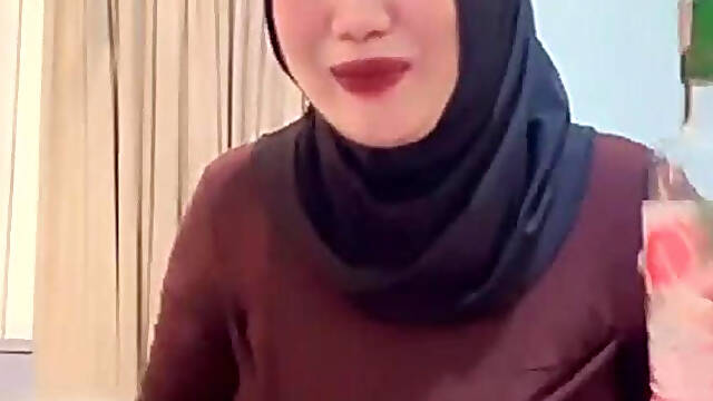 Tante Jilbab Live Bar Bar