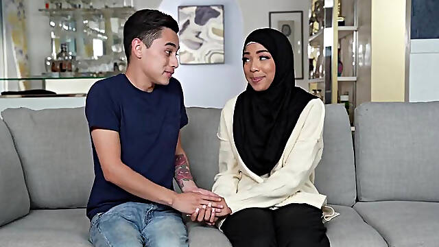 Hijab Malina Gets 1St Dick