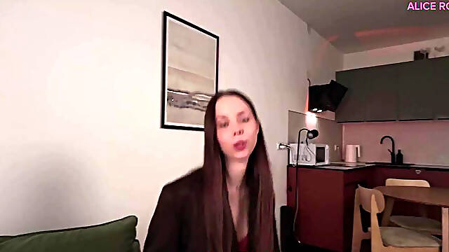 Secretary Forgot The Report &mdash; Sloppy Apology Blowjob