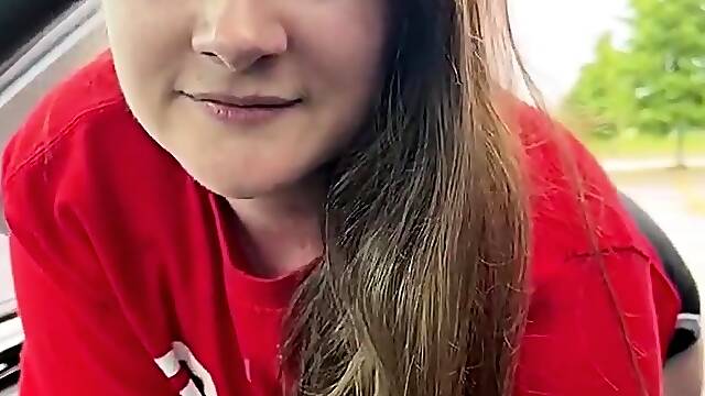 RedHeadWinter Fucks In Target Car