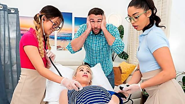 Two very hot chicks Vanessa Sky and Lulu Chu share a nice penis