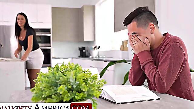 Busty Milf Reagan Foxx Turns Sons Friend Juan El Caballo Loco Into Her Raunchy Cunniling