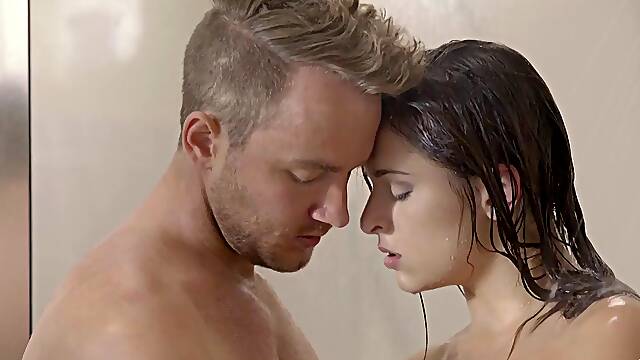 BBC Pounds Big-Butt in Shower
