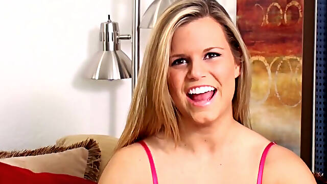 Blonde Jessica Marie gently caresses her sweet body