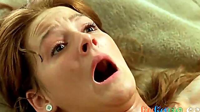 Redhead Celebs in Steamy Lesbian Scene