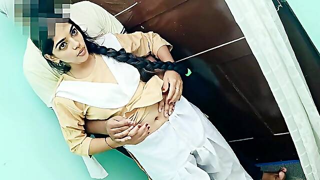 Virgin college girl tries big cock for the first time