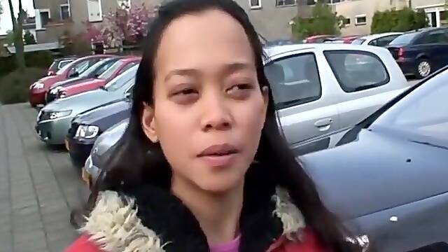Pinay fucktoy pleases an old Dutch man