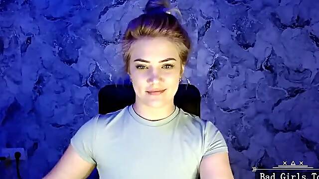 Big boobs slim very pretty webcam teen babe