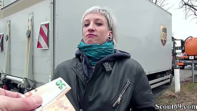 Flacas Emo, Lenceria Para Seducir, Adolecente Alemana, Alemana Rubia Tetas Pequeñas