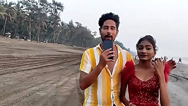 Blowjob and homemade hardcore sex with Indian babe after beach hookup - reality