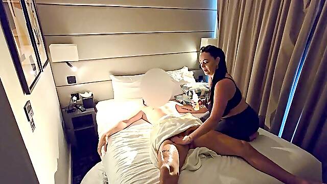 I ordered a massage from craigslist...