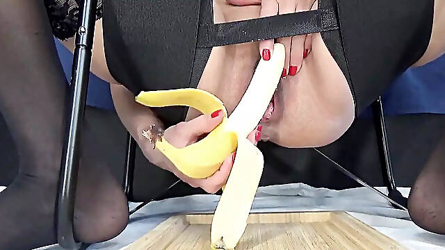 Banana in My Pussy Close up