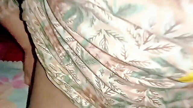 For the first time, I fucked my new and virgin lover in the ass and made her asshole bigger.