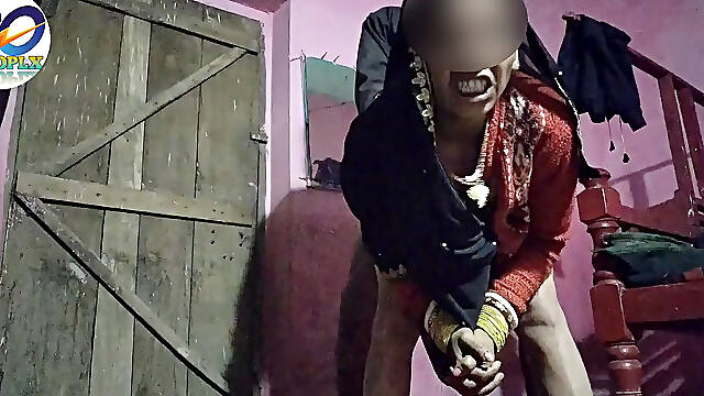 Desi Chudai, Lifting the Saree and Making the Ghore Standing and Sucking the Penis in the Mouth, Hindi