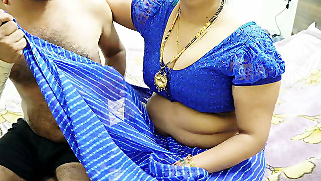 Husband Wife Romantic Kissing and Sex Hindi Audio